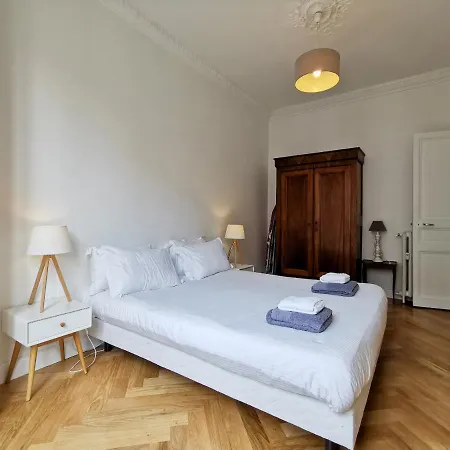 Le Palazzo 219 By Booking Guys Nice