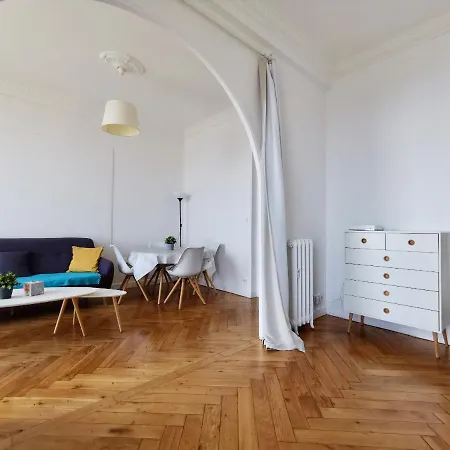 Apartment Le Palazzo 219 By Booking Guys *